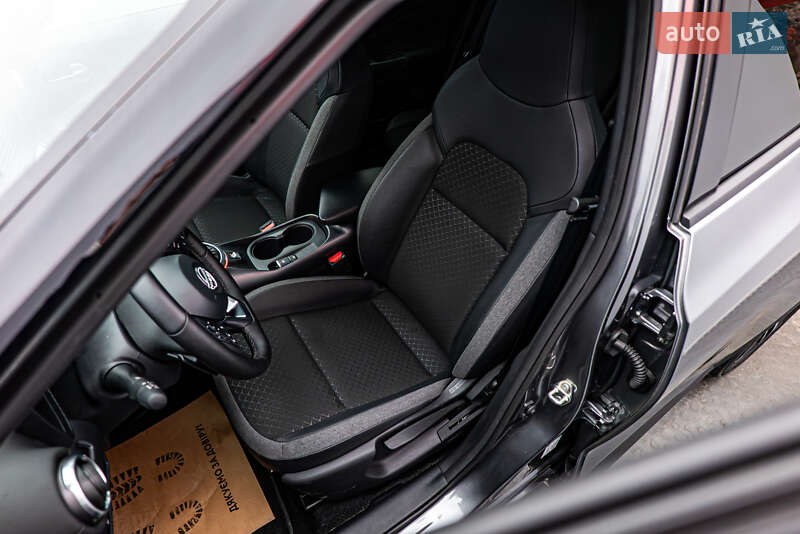 Внедорожник / Кроссовер Nissan Juke 2025 в Киеве