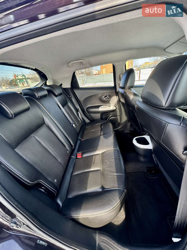 Внедорожник / Кроссовер Nissan Juke 2012 в Полтаве