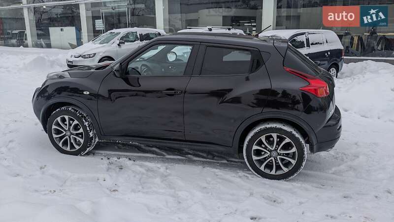 Внедорожник / Кроссовер Nissan Juke 2013 в Ровно