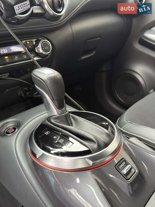 Внедорожник / Кроссовер Nissan Juke 2022 в Ровно