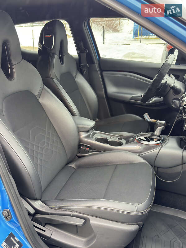 Внедорожник / Кроссовер Nissan Juke 2022 в Ровно