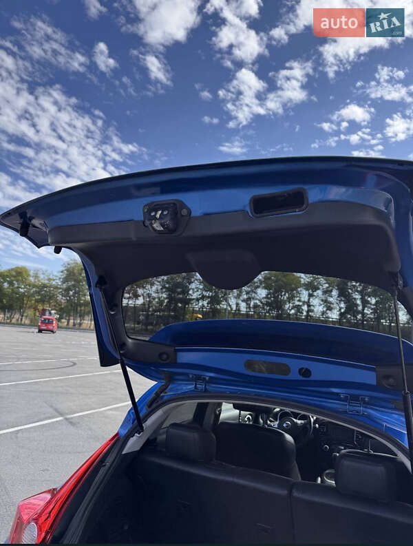 Внедорожник / Кроссовер Nissan Juke 2012 в Днепре