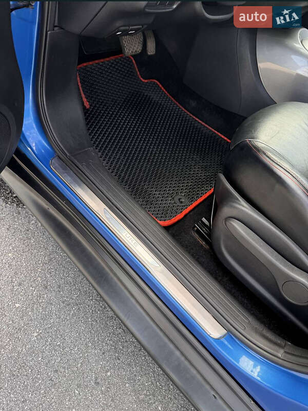 Внедорожник / Кроссовер Nissan Juke 2012 в Днепре