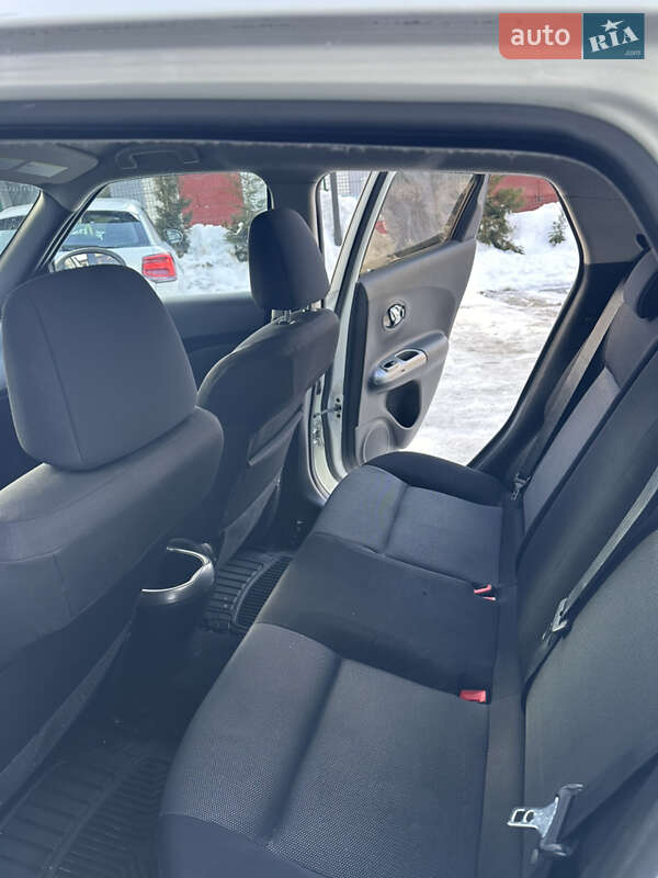 Позашляховик / Кросовер Nissan Juke 2011 в Львові фото 30 Позашляховик / Кросовер Nissan Juke 2011 в Львові