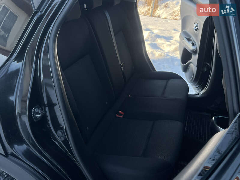 Внедорожник / Кроссовер Nissan Juke 2011 в Ковеле