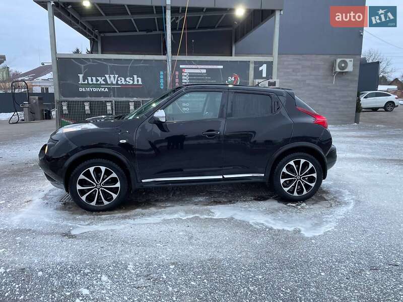 Позашляховик / Кросовер Nissan Juke 2011 в Демидівці