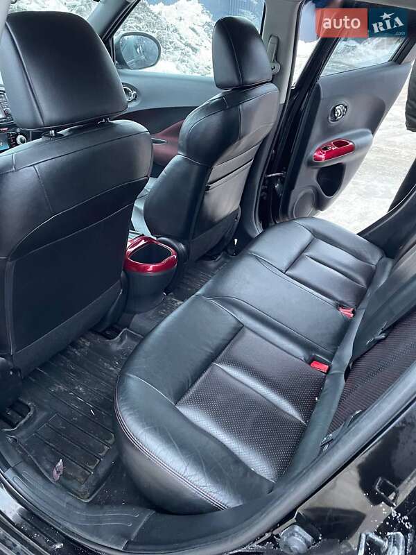 Позашляховик / Кросовер Nissan Juke 2011 в Демидівці