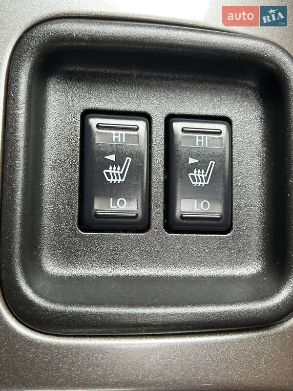 Позашляховик / Кросовер Nissan Juke 2013 в Львові