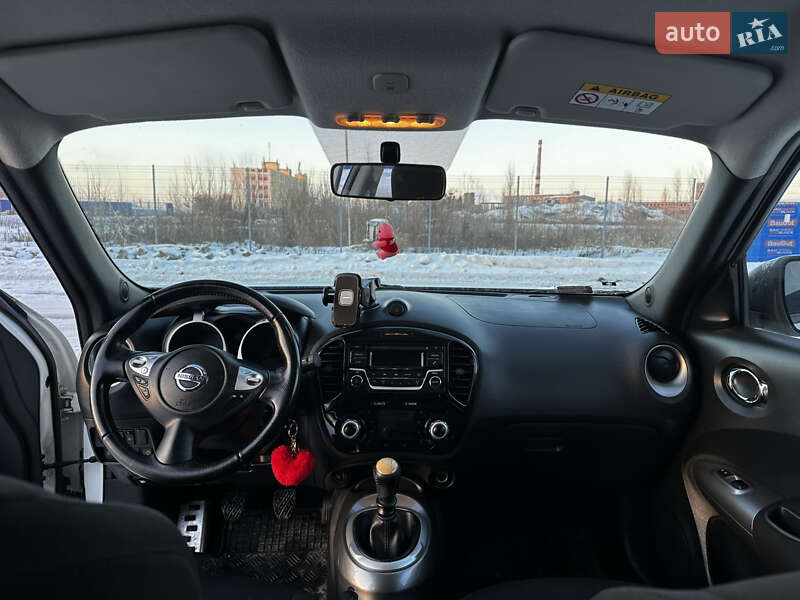 Внедорожник / Кроссовер Nissan Juke 2015 в Виннице