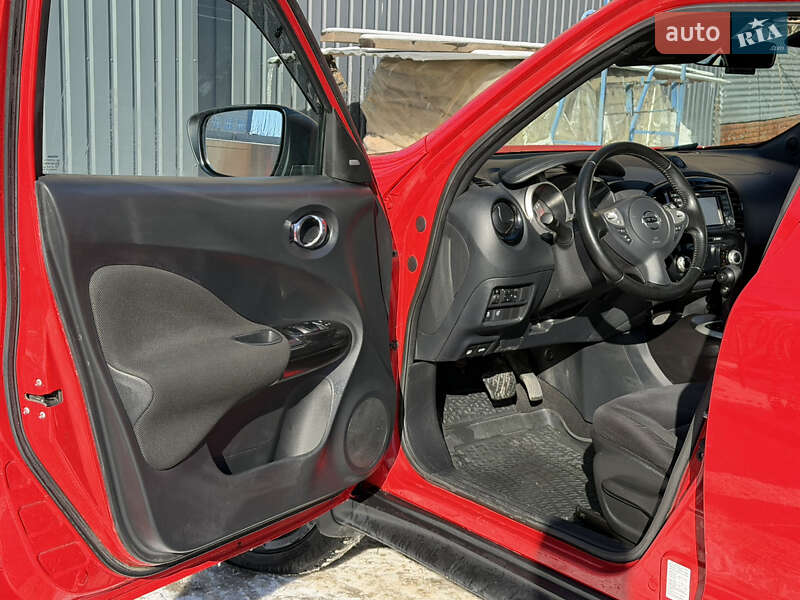 Позашляховик / Кросовер Nissan Juke 2017 в Полтаві