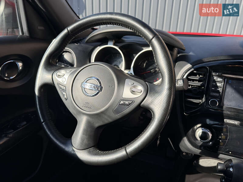 Позашляховик / Кросовер Nissan Juke 2017 в Полтаві