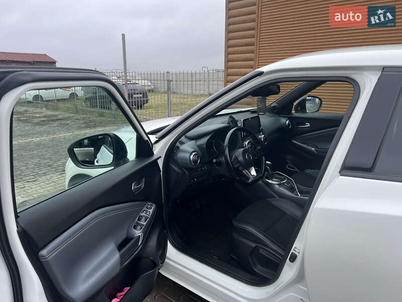 Внедорожник / Кроссовер Nissan Juke 2021 в Черноморске