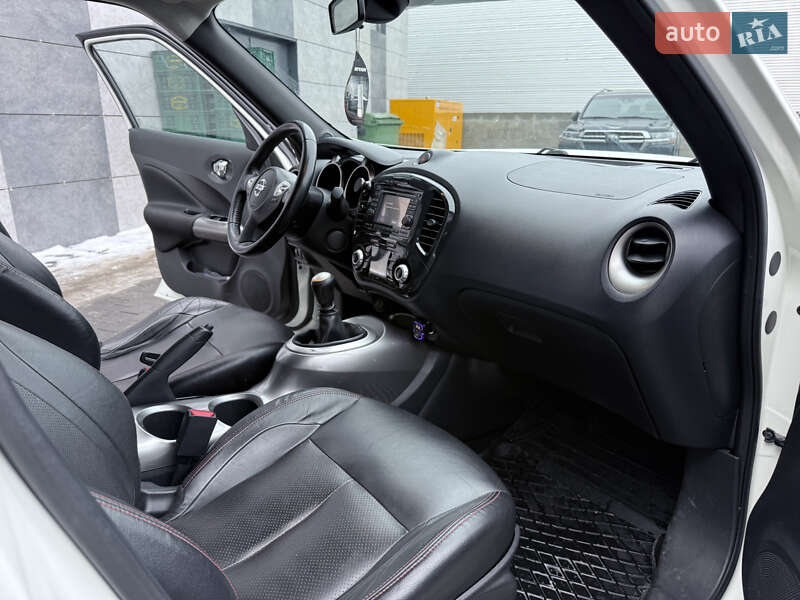 Внедорожник / Кроссовер Nissan Juke 2012 в Сарнах фото 15 Внедорожник / Кроссовер Nissan Juke 2012 в Сарнах