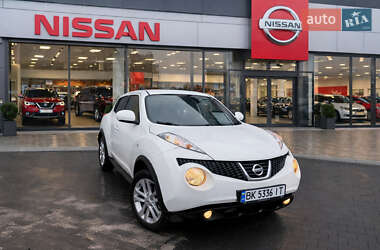 Внедорожник / Кроссовер Nissan Juke 2012 в Сарнах