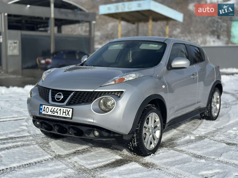 Внедорожник / Кроссовер Nissan Juke 2011 в Сваляве фото 9 Внедорожник / Кроссовер Nissan Juke 2011 в Сваляве