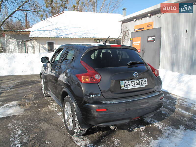 Позашляховик / Кросовер Nissan Juke 2011 в Києві