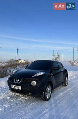 Внедорожник / Кроссовер Nissan Juke 2011 в Ровно