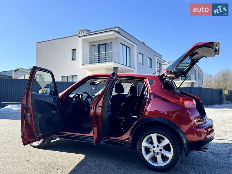 Позашляховик / Кросовер Nissan Juke 2012 в Львові