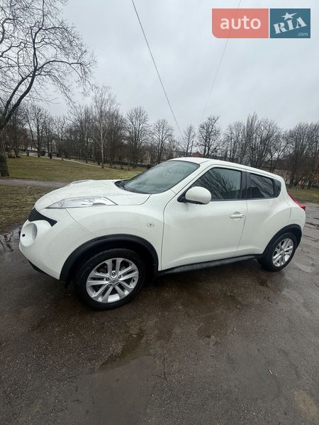 Внедорожник / Кроссовер Nissan Juke 2013 в Покрове