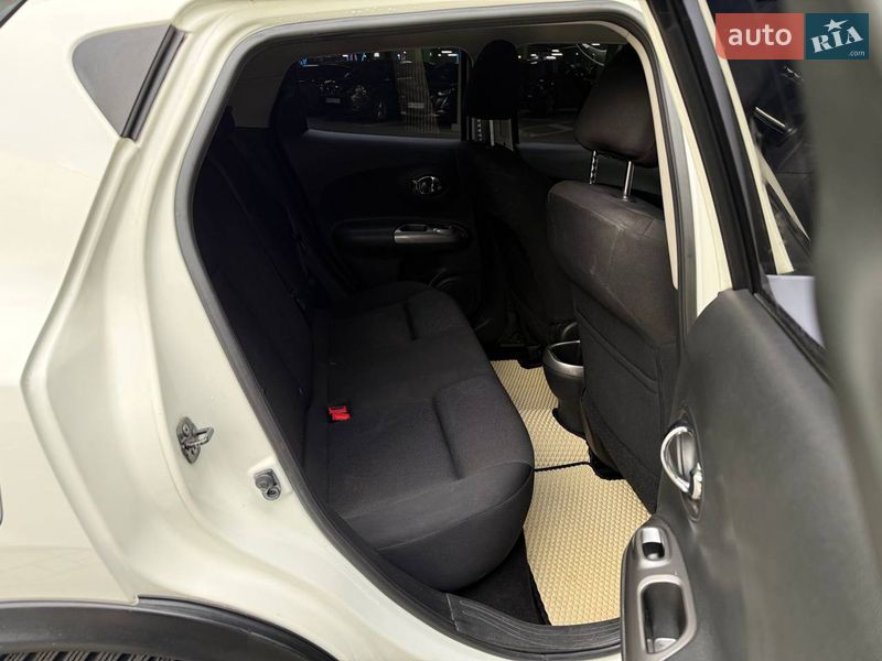 Внедорожник / Кроссовер Nissan Juke 2011 в Киеве