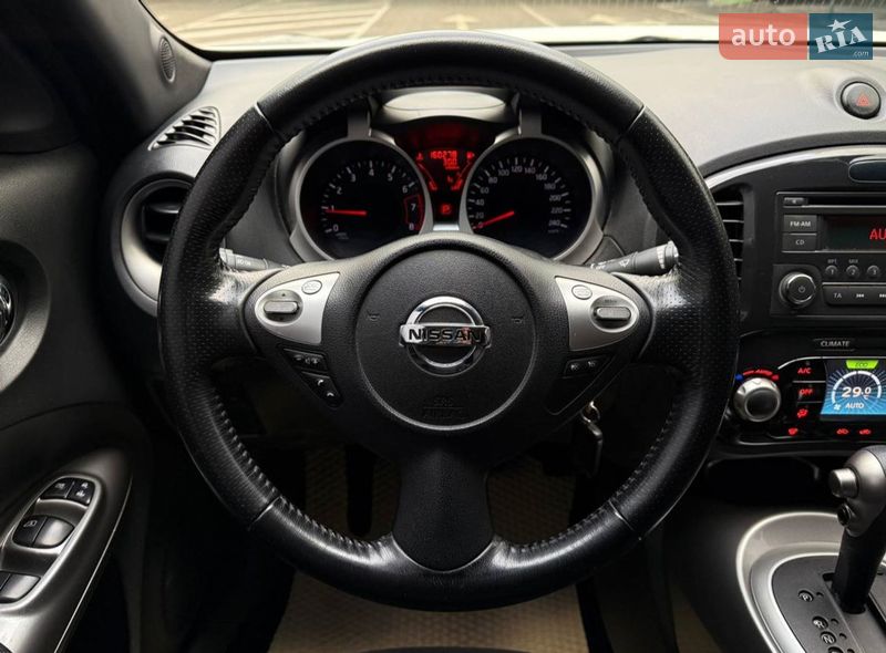 Внедорожник / Кроссовер Nissan Juke 2011 в Киеве