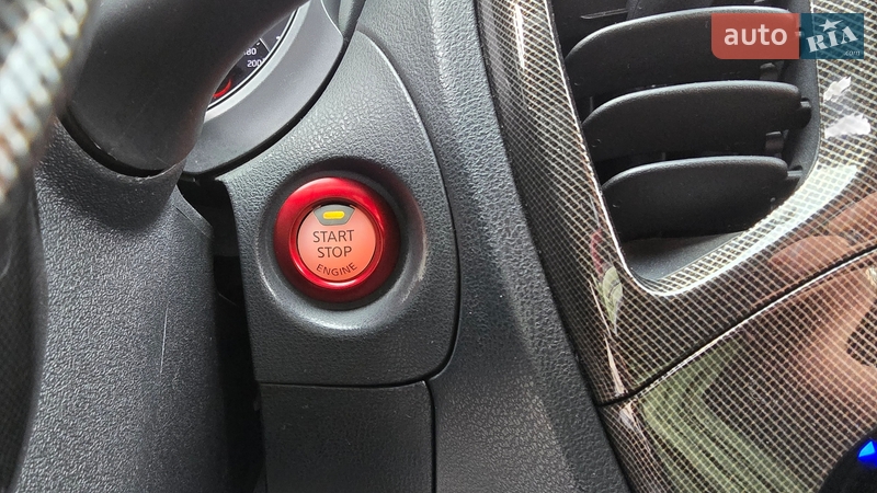 Внедорожник / Кроссовер Nissan Juke 2014 в Черкассах