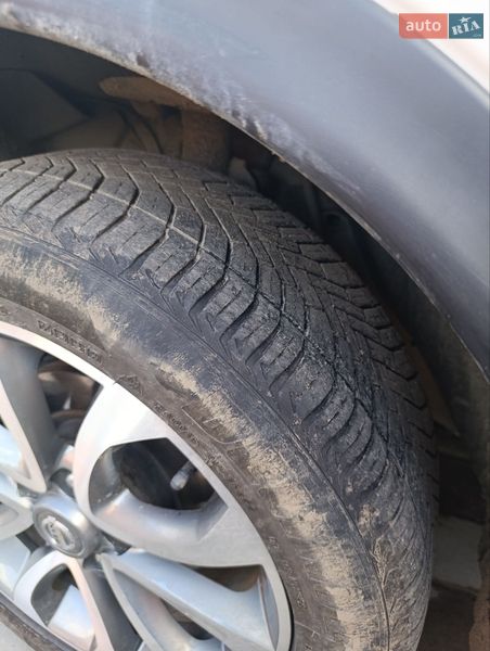 Внедорожник / Кроссовер Nissan Juke 2014 в Дубно