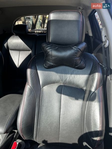 Внедорожник / Кроссовер Nissan Juke 2013 в Черновцах