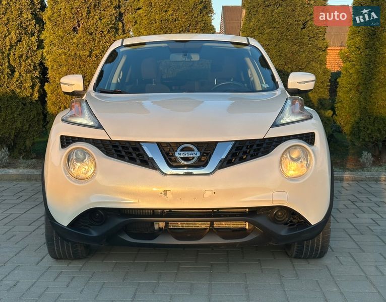 Внедорожник / Кроссовер Nissan Juke 2015 в Виноградове