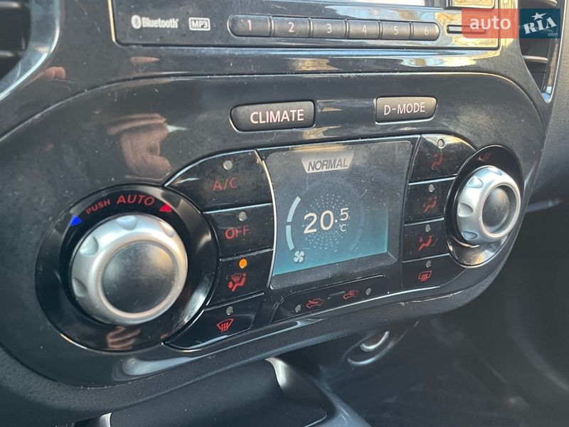 Внедорожник / Кроссовер Nissan Juke 2012 в Ровно