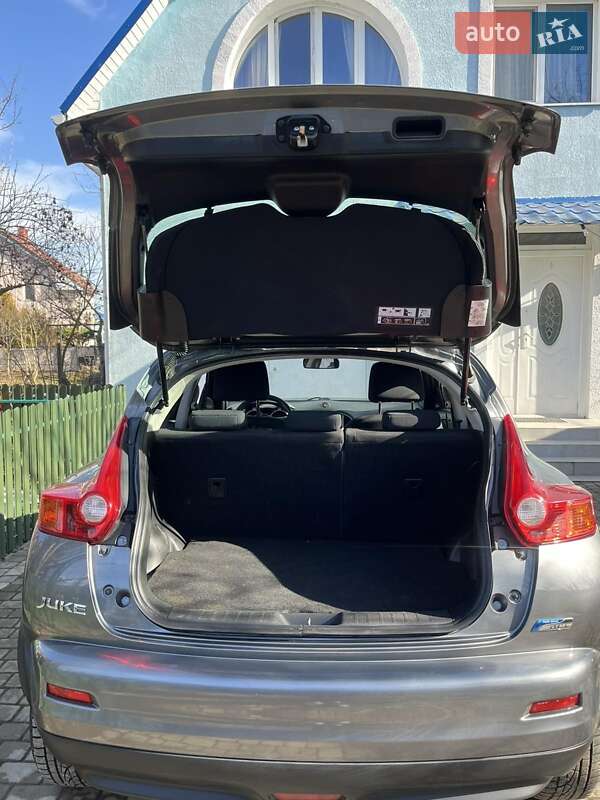 Позашляховик / Кросовер Nissan Juke 2012 в Івано-Франківську