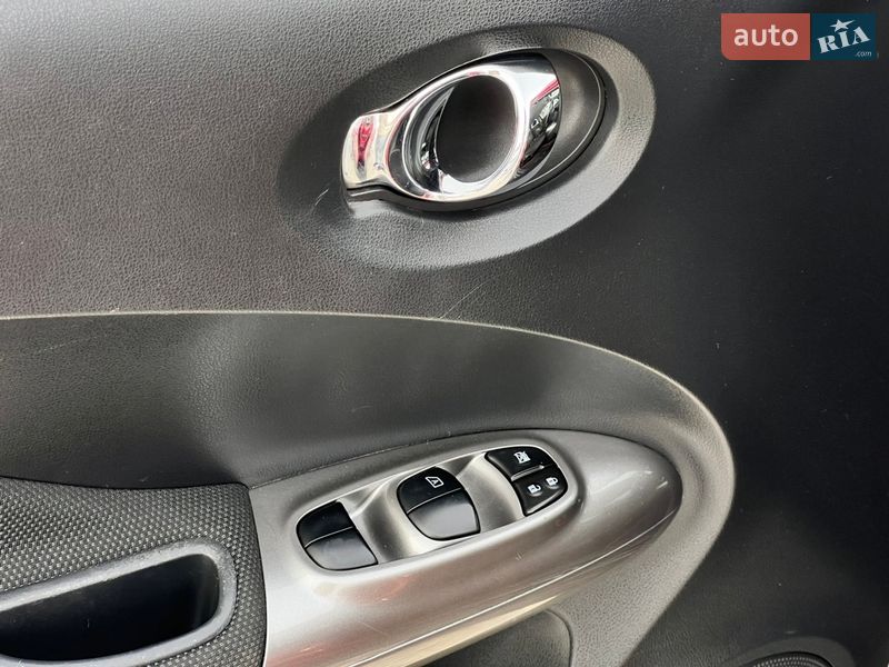 Внедорожник / Кроссовер Nissan Juke 2012 в Киеве