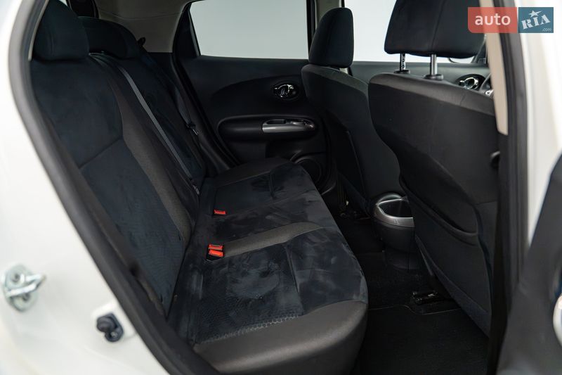 Внедорожник / Кроссовер Nissan Juke 2015 в Киеве