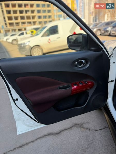 Внедорожник / Кроссовер Nissan Juke 2017 в Киеве