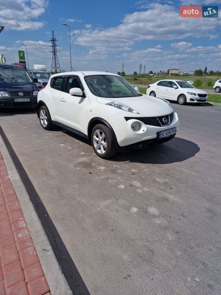 Внедорожник / Кроссовер Nissan Juke 2013 в Хмельницком