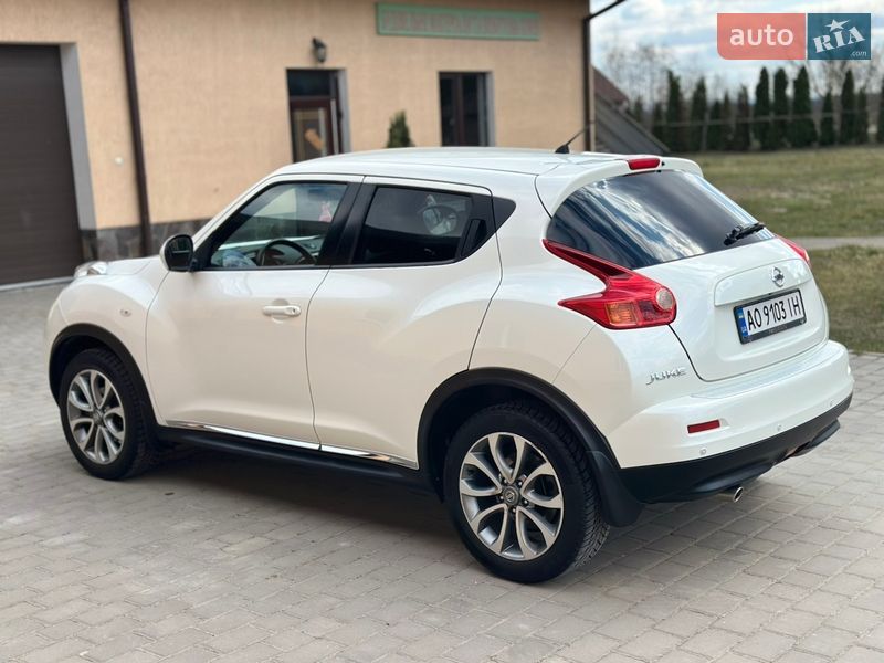 Внедорожник / Кроссовер Nissan Juke 2013 в Бродах