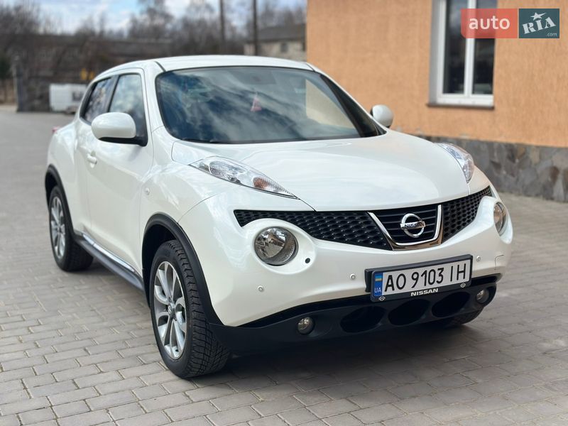 Внедорожник / Кроссовер Nissan Juke 2013 в Бродах