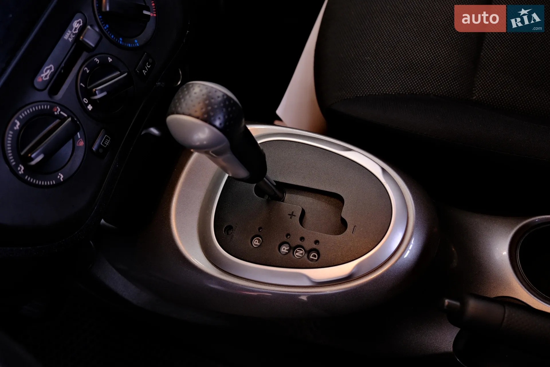 2013 Nissan Juke - мініатюра 18