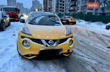 Позашляховик / Кросовер Nissan Juke 2015 в Києві