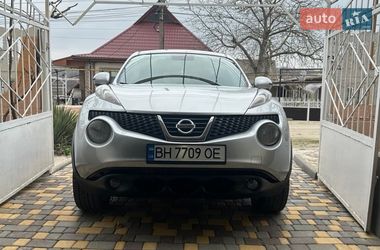 Внедорожник / Кроссовер Nissan Juke 2011 в Тарутине