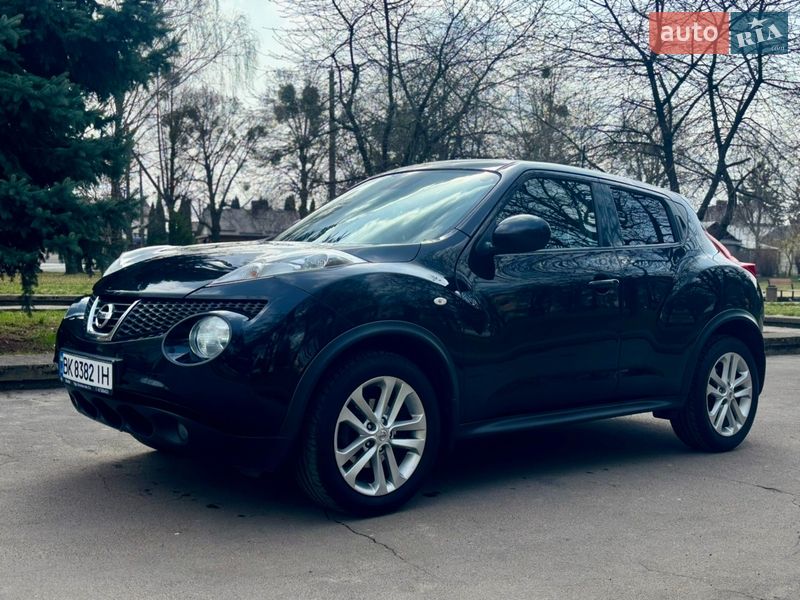 Внедорожник / Кроссовер Nissan Juke 2012 в Ровно