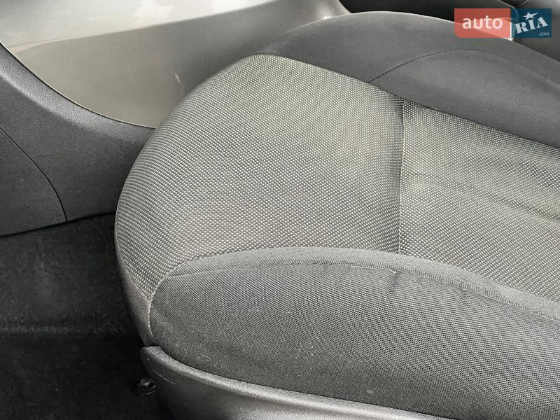 Внедорожник / Кроссовер Nissan Juke 2012 в Ровно фото 29 Внедорожник / Кроссовер Nissan Juke 2012 в Ровно