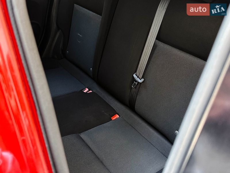 Позашляховик / Кросовер Nissan Juke 2012 в Києві