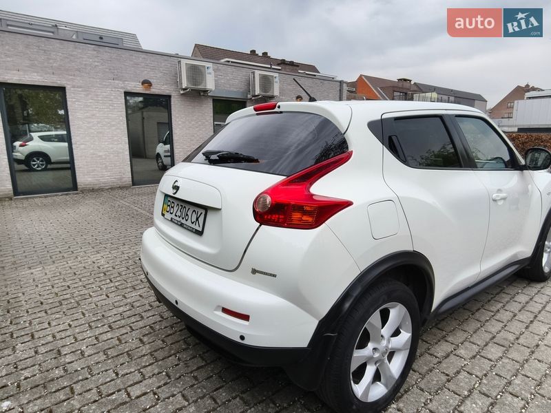 Позашляховик / Кросовер Nissan Juke 2012 в Києві