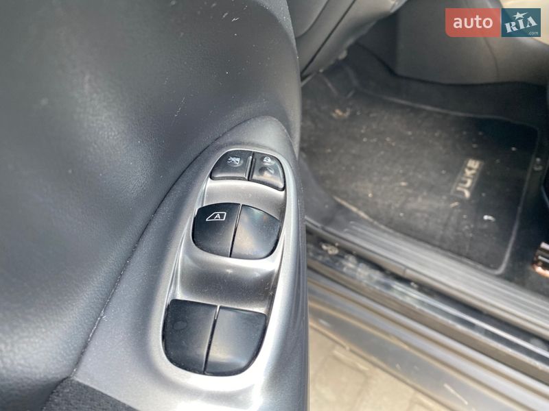 Внедорожник / Кроссовер Nissan Juke 2017 в Полтаве