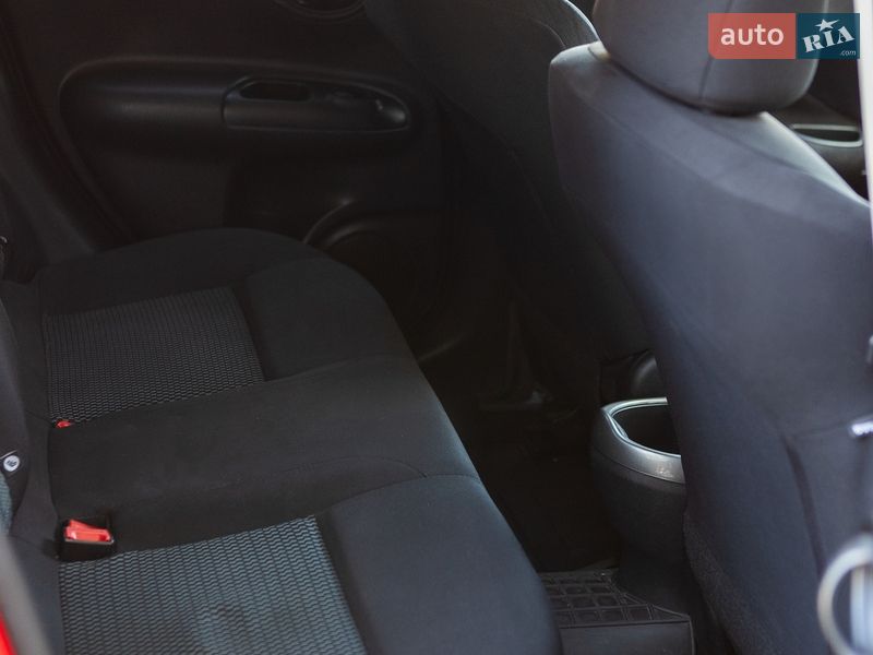 Внедорожник / Кроссовер Nissan Juke 2017 в Киеве