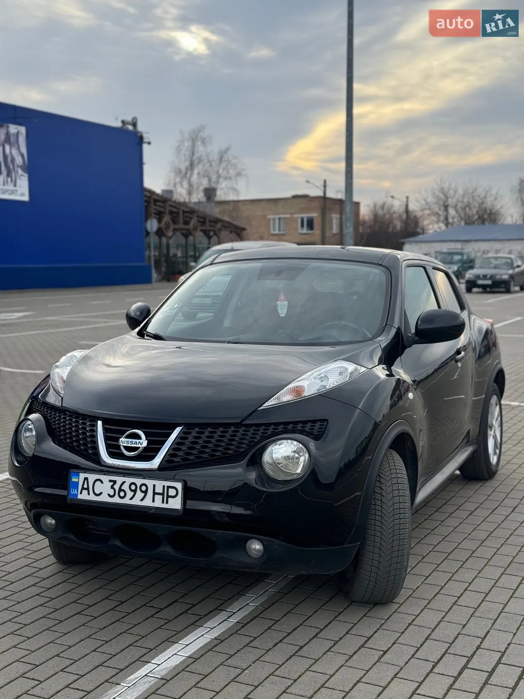 2010 Nissan Juke - мініатюра 2