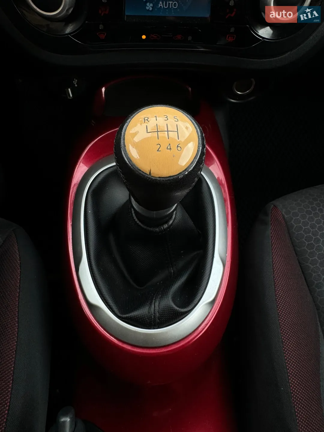 2010 Nissan Juke - мініатюра 20