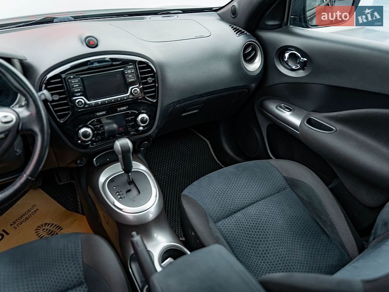 Внедорожник / Кроссовер Nissan Juke 2016 в Киеве