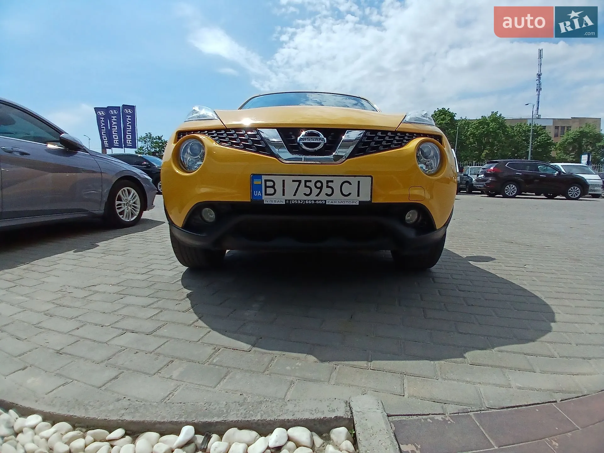 2017 Nissan Juke - мініатюра 2